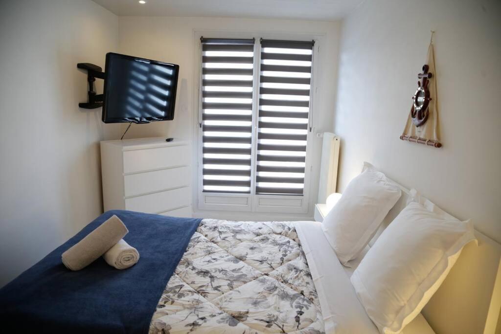 Le Refuge Blesois Avec Parking Prive - Blesois Refuge With Private Parking Apartment Blois Exterior photo