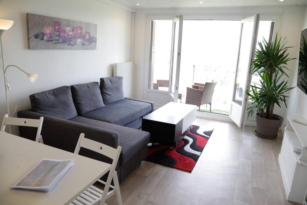 Le Refuge Blesois Avec Parking Prive - Blesois Refuge With Private Parking Apartment Blois Exterior photo